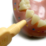 interdentalbuerste anwendung